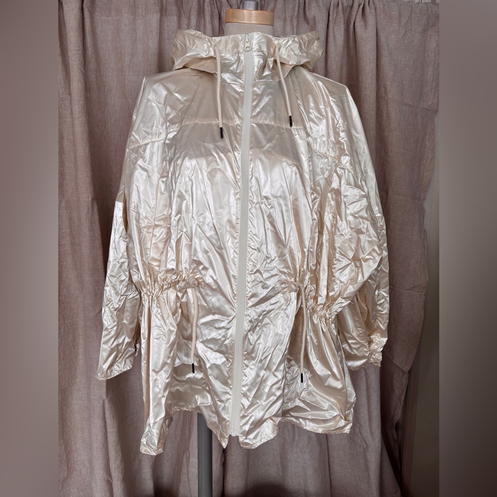 Zara Shiny Cream Hooded Ski Jacket